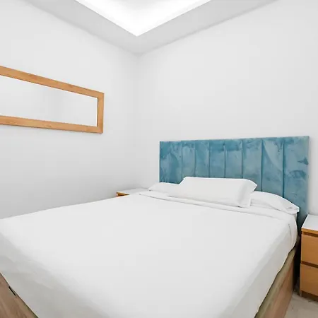 Aparthotel Puerto Banus