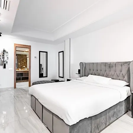 Apart-hotel Puerto Banus Marbella