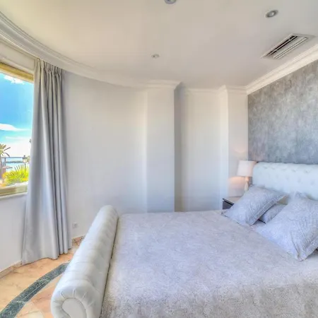 Apart-hotel Puerto Banus 3*