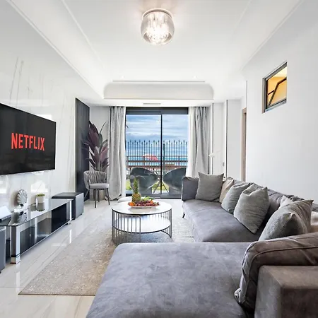 Puerto Banus Lägenhetshotell 3*