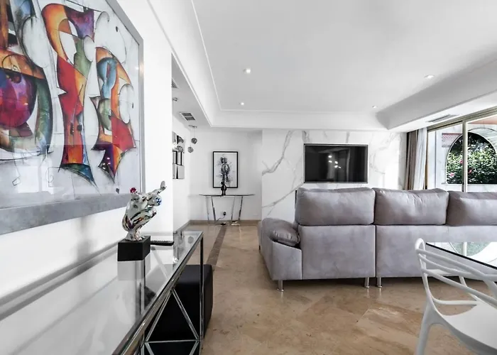 Puerto Banus 3* ماربيا