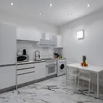 Puerto Banus Ξενοδοχείο με διαμερίσματα 3*