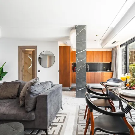 Apart-hotel Puerto Banus 3*